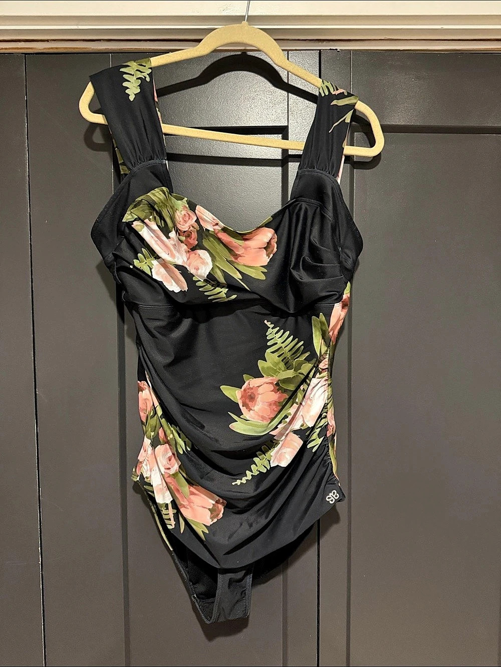 Albion Floral One Piece in Black & Pink XL